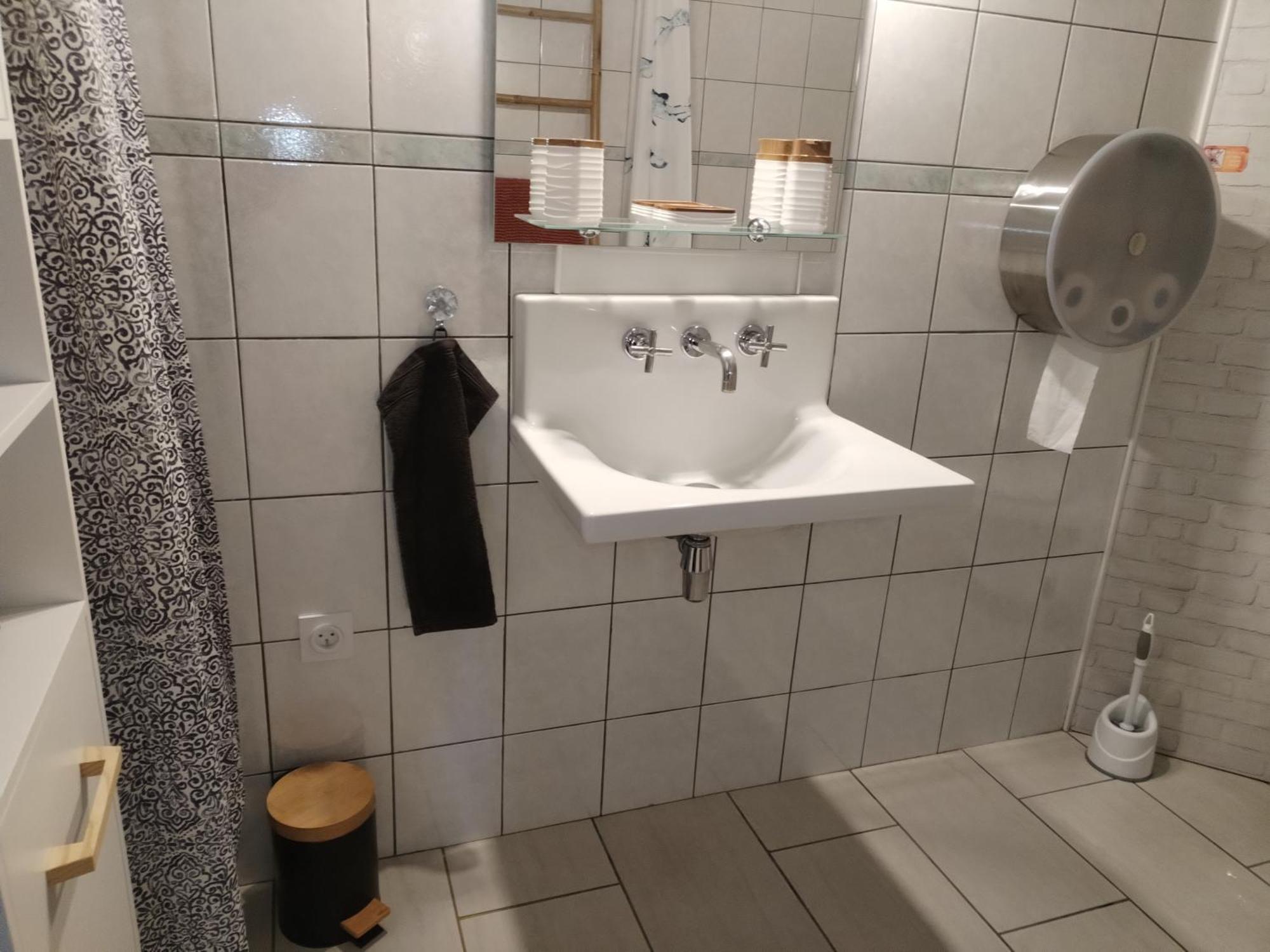 Vila Hedoniste 1 Herpy-l'Arlesienne Exteriér fotografie